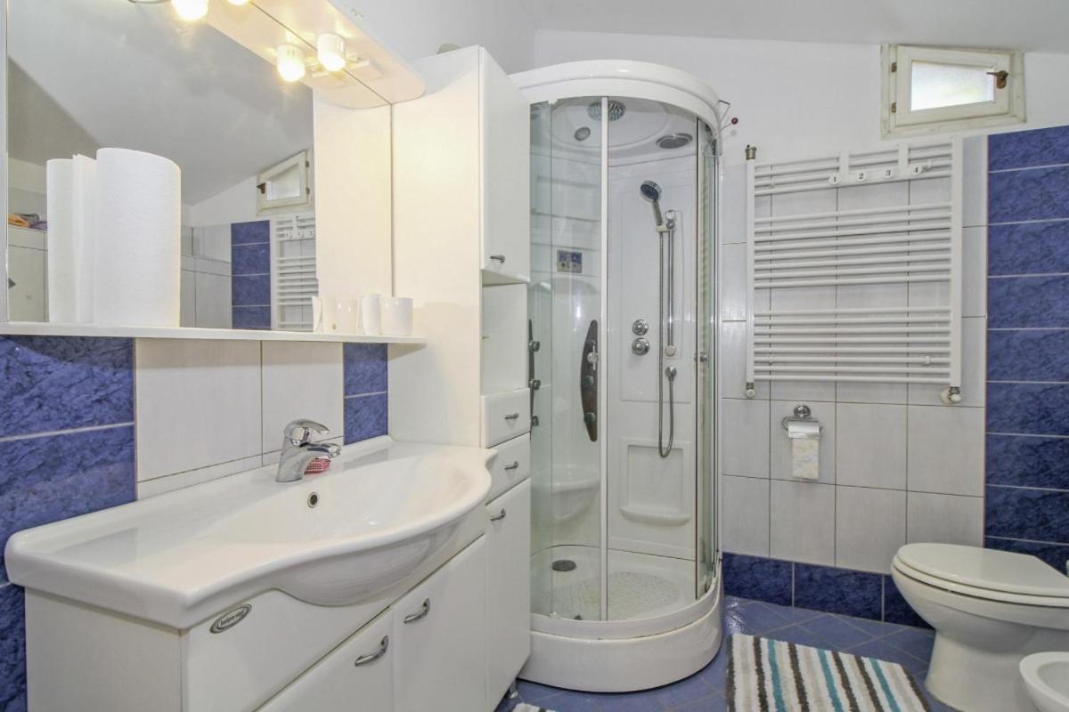 Dalibor In Jakacici - Haus Fuer 2-4 Personen Gračišće Extérieur photo