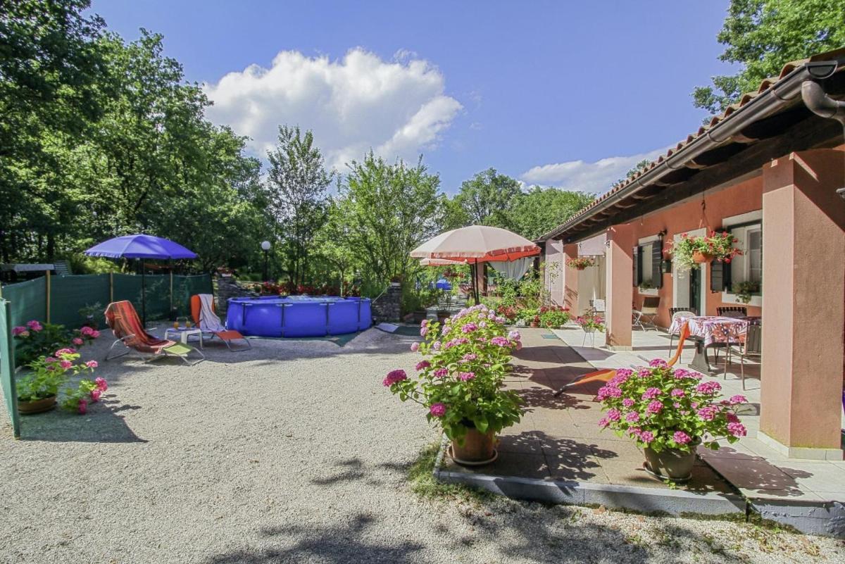 Dalibor In Jakacici - Haus Fuer 2-4 Personen Gračišće Extérieur photo